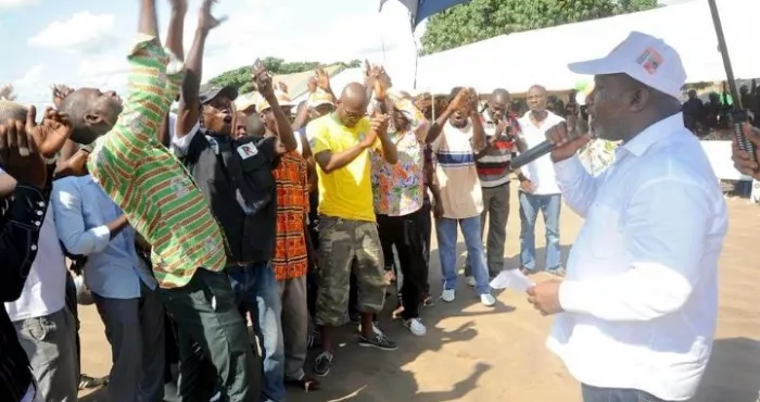 greve-annoncee-des-enseignants-du-28-janvier-2020-depuis-bouake-le-ministre-konate-sidiki-denonce-un-plan-machiavelique-autour-de-l-ecole