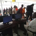 coronavirus-la-cote-d-ivoire-renforce-les-mesures-sanitaires-de-l-aeroport-felix-houphouet-boigny-voici-ou-les-suspects-seront-conduits