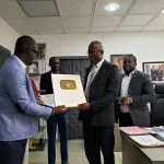 media-la-rti-decroche-le-trophee-youtube-consacrant-le-million-d-abonnes-atteints