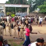 apres-3-jours-de-greve-les-salaires-des-enseignants-grevistes-suspendus