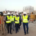 rehabilitation-et-construction-des-centres-de-sante-le-ministre-aka-aouele-visite-les-chantiers