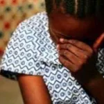 inceste-il-viole-la-fille-de-son-jumeau-et-evoque-une-malediction-familiale