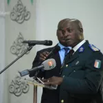 a-la-levee-de-corps-de-wattao-cherif-ousmane-livre-des-secrets-sur-la-transition-de-1999-et-la-rebellion-de-2002