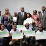 insertion-professionnelle-1000-jeunes-d-abobo-recoivent-plus-de-512-millions-frs-cfa