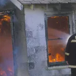 incendie-un-enfant-de-5-ans-sauve-9-personnes-et-est-nomme-pompier-honoraire
