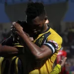 ligue-1-19eme-journee-l-asec-mimosas-bat-issia-wazi-et-met-une-terrible-pression-sur-le-leader-rca