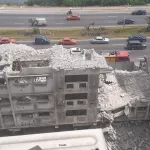 plateau-un-mur-du-batiment-en-demolition-pres-du-felicia-s-ecroule-sur-des-ouvriers-un-mort