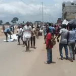 litige-foncier-des-populations-d-akouedo-en-colere-se-soulevent-et-manifestent-bruyamment-ce-mardi