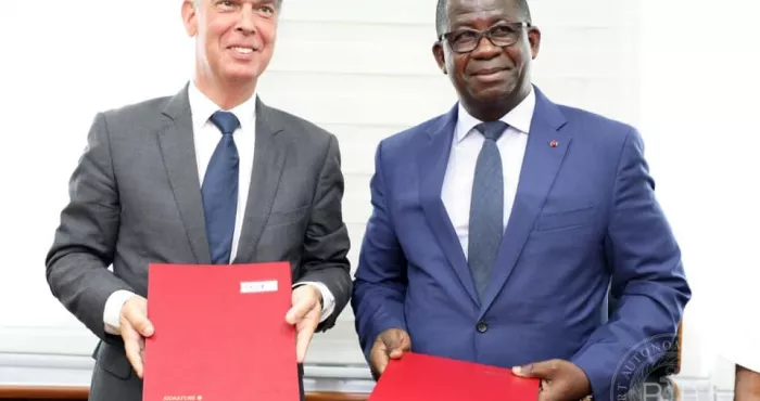 port-autonome-d-abidjan-le-proces-verbal-de-reception-des-travaux-du-deuxieme-terminal-a-conteneurs-tc2-signe