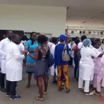 prise-en-charge-des-cas-de-coronavirus-les-agents-de-sante-tiennent-une-reunion-urgente