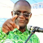 revision-constitutionnelle-un-militant-du-pdci-rda-descend-maurice-kakou-guikahue-apres-sa-derniere-sortie