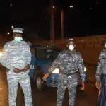 non-respect-du-couvre-feu-des-cas-d-exaction-signales-des-vehicules-bloques-aux-corridors-de-daoukro