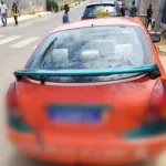 coronavirus-en-route-pour-passer-une-commande-de-gants-et-de-gels-anti-bacteries-deux-commercantes-se-font-deposseder-de-plus-de-2-millions-fcfa-par-un-chauffeur-de-taxi