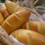 recette-facile-comment-preparer-du-pain-au-lait-pour-la-famille-en-cette-periode-de-confinement