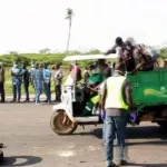 lutte-contre-le-coronavirus-vive-tension-entre-voyageurs-agents-de-sante-et-forces-de-l-ordre-a-abidjan