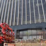 le-coronavirus-fait-fermer-six-ministeres-et-des-institutions-internationales-au-plateau-des-opposants-se-dechainent-contre-ouattara-des-pro-soro-traques