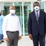 coronavirus-le-ministre-dosso-moussa-au-port-de-peche-d-abidjan-pour-s-assurer-de-la-disponibilite-des-stocks-de-poissons-pour-l-approvisionnement-suffisant-du-marche