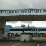 lutte-contre-la-maladie-a-coronavirus-des-medecins-et-des-sages-femmes-contamines-des-syndicats-accusent-le-ministere-de-la-sante