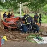 dimbokro-un-camion-broie-un-taxi-contre-un-arbre-des-dames-tuees