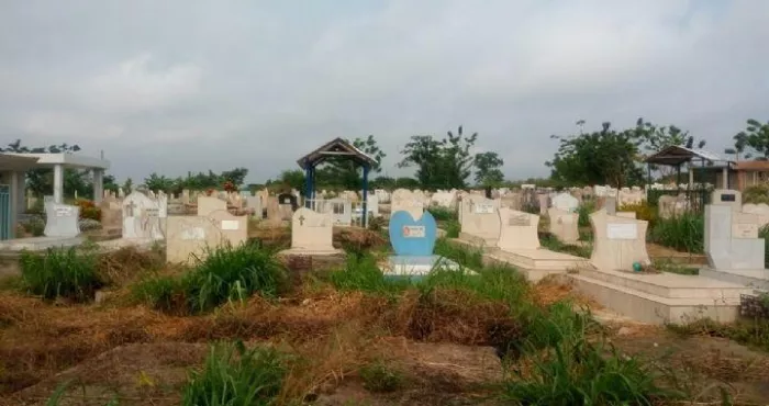 bangolo-pour-un-site-d-enterrement-des-populations-s-affrontent-a-la-machette-un-mort-et-plusieurs-blesses