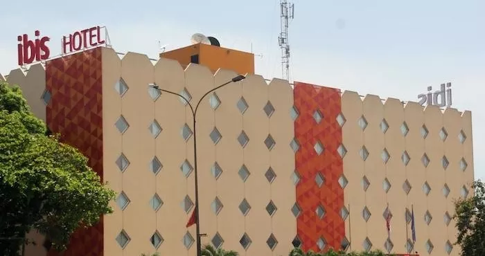 requisitionnes-par-le-gouvernement-dans-le-cadre-de-la-riposte-contre-le-coronavirus-voici-ce-qui-se-passe-a-ibis-plateau-et-marcory