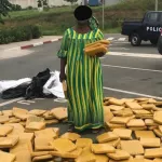 yamoussoukro-une-voyageuse-prise-a-un-corridor-avec-une-importante-quantite-de-drogues