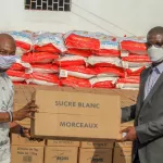 solidarite-ramadan-le-premier-ministre-amadou-gon-coulibaly-offre-50-millions-fcfa-de-vivres-aux-musulmans