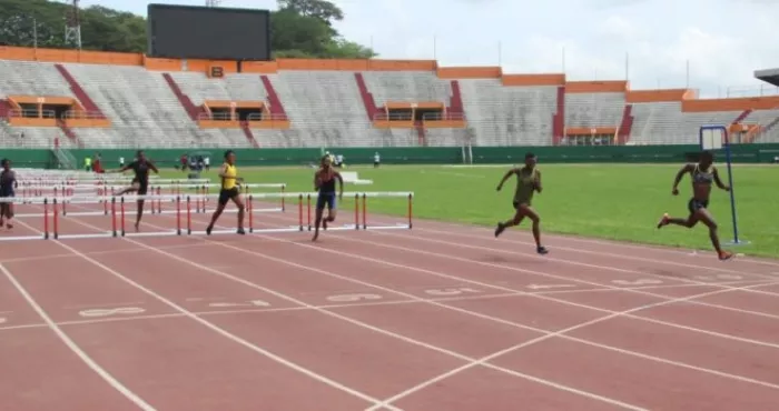 coronavirus-football-apres-le-discours-du-president-de-la-republique-l-espoir-d-une-reprise-des-championnats-nationaux