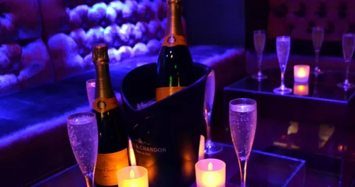 fermeture-des-boites-de-nuit-maquis-et-bars-les-patrons-des-etablissements-de-divertissement-nocturnes-a-marcory-en-pleure
