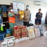 solidarite-covid-19-l-ong-agis-fait-d-importants-dons-aux-etudiants-de-la-cite-rouge-de-cocody