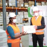 lutte-contre-la-covid-19-un-laboratoire-pharmaceutique-renforce-la-cote-d-ivoire-en-reactifs