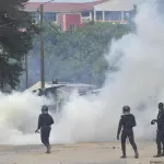 covid-19-pour-prime-impayee-des-agents-de-la-sante-en-greve-la-police-intervient