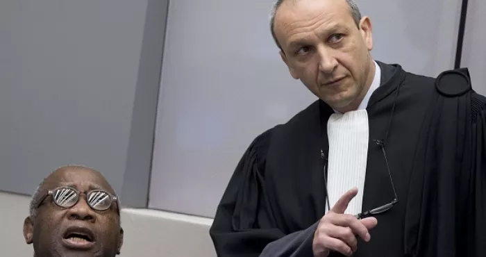 apres-l-annulation-des-audiences-du-27-et-28-mai-bagarre-rangee-entre-les-juges-les-avocats-et-bensouda-la-procureure-se-fait-ridiculiser-pro-simone-et-pro-assoa-adou-se-battent