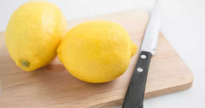 comment-se-debarrasser-des-taches-de-rouille-sur-un-couteau