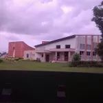 des-etudiants-sans-cache-nez-dans-des-amphis