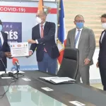 lutte-contre-covid-19-des-societes-francaises-font-un-nouveau-don-de-materiel-medical-a-la-cote-d-ivoire