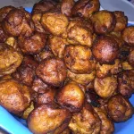 claclo-ou-boulette-de-plantain-bien-mur