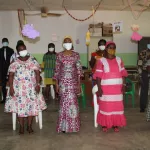 dimbokro-la-ministre-ly-ramata-bakayoko-sensibilise-les-structures-sous-sa-tutelle-au-respect-des-mesures-barrieres-pour-freiner-la-propagation-de-la-covid-19