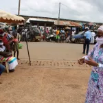 lutte-contre-la-pandemie-du-coronavirus-la-ministre-ly-ramata-bakayoko-lance-l-operation-une-femme-un-masque-a-dimbokro