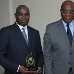3eme-edition-des-batisseurs-de-la-cote-d-ivoire-moderne-rex-o-neal-emmanuel-remporte-le-prix-bacim-de-la-personnalite-d-exception
