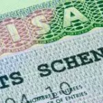 reprise-des-vols-internationaux-a-compter-du-1er-juillet-le-consul-general-de-france-en-cote-d-ivoire-se-prononce-sur-la-delivrance-des-visas
