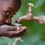 cote-d-ivoire-adduction-en-eau-potable-45-milliards-fcfa-decaisses-pour-soulager-les-populations-des-villes-de-l-interieur