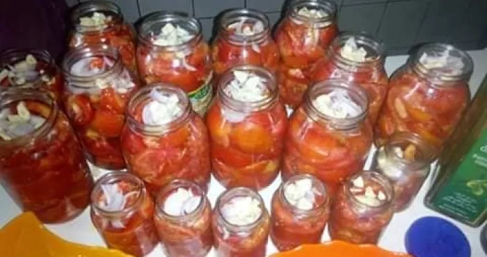 astuce-de-grande-mere-conserver-la-tomate-fraiche-hors-du-refrigerateur-jusqu-a-06-mois