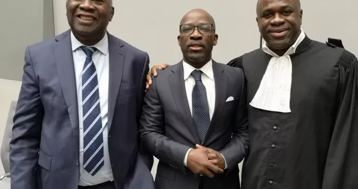 retour-de-gbagbo-en-cote-d-ivoire-macron-envoie-un-message-fort-le-pouvoir-d-abidjan-balbutie-et-panique-ce-que-ble-goude-a-dit-aux-autorites-francaises