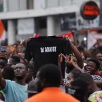 grave-menace-sur-la-celebration-du-premier-anniversaire-de-deces-de-dj-arafat-grosse-bataille-entre-les-houon-tina-glamour-marc-zopo-et-la-yorogang