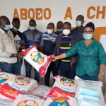 impact-du-coronavirus-le-ministre-d-etat-hamed-bakayoko-vole-au-secours-des-chauffeurs-de-cars-de-cote-d-ivoire-plus-de-2-tonnes-de-riz-offert