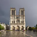 france-notre-dame-de-paris-sera-finalement-restauree-a-l-identique