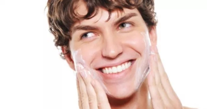 astuce-beaute-homme-comment-avoir-un-teint-frais-en-5-etapes