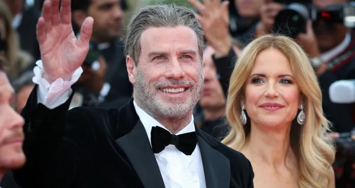 l-actrice-kelly-preston-l-epouse-de-john-travolta-est-decedee-a-57-ans-d-un-cancer-de-sein