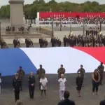 france-un-14-juillet-consacre-aux-militaires-et-aux-personnels-soignants
